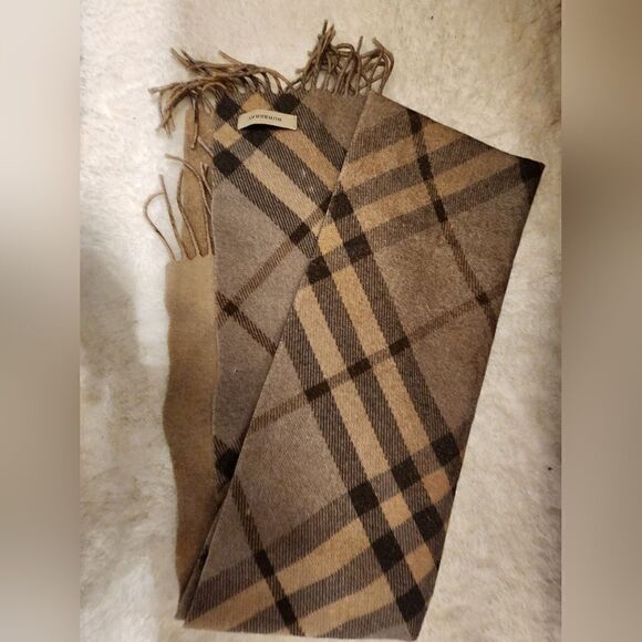 Burberry Scarf  - Picture 10 of 12